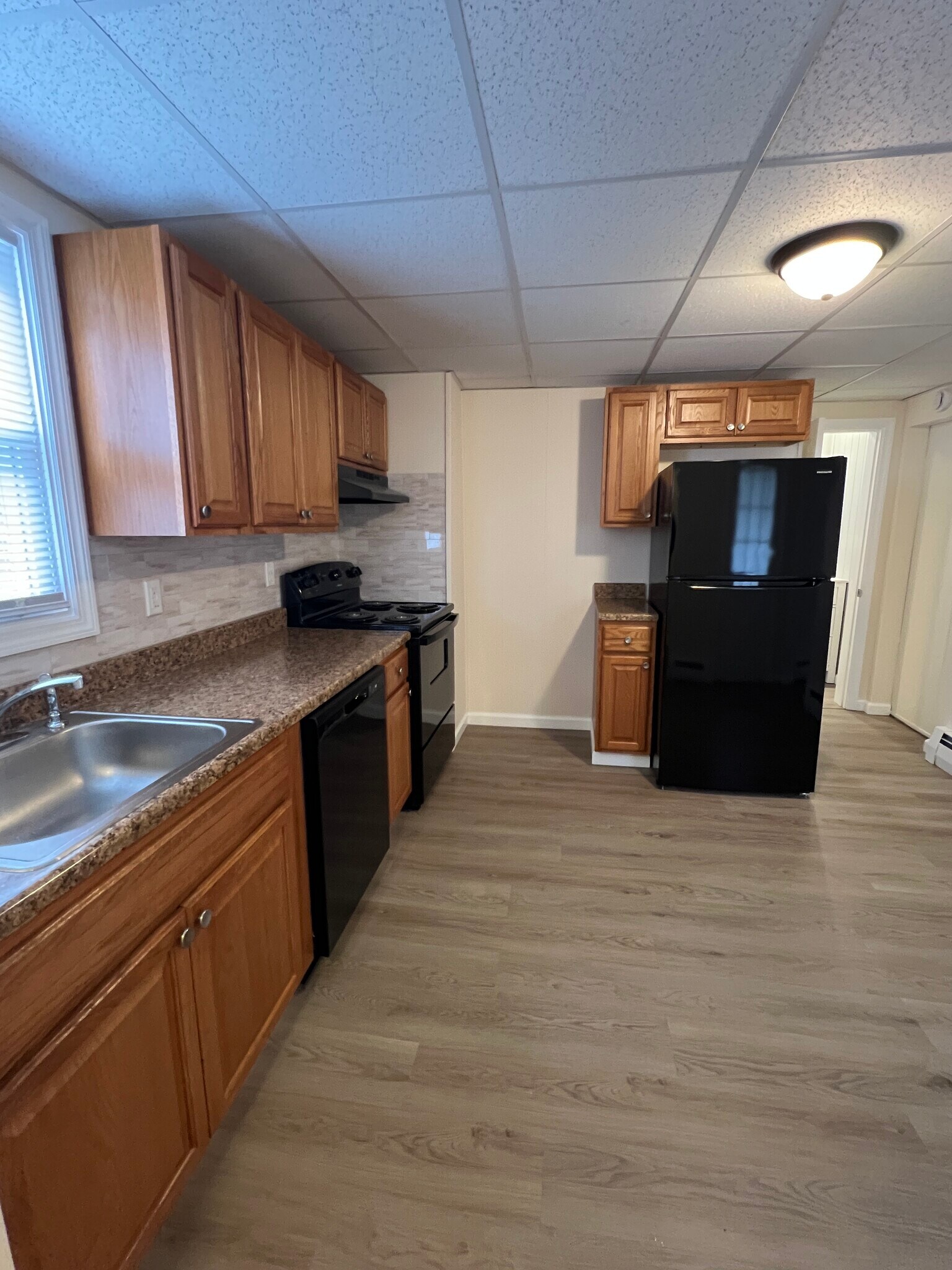 Building Photo - 211 Spring St