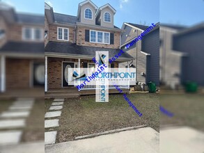 Building Photo - Spacious Updated 3BR 3BA Townhome w/ New Deck & Fenced Yard in Elkridge