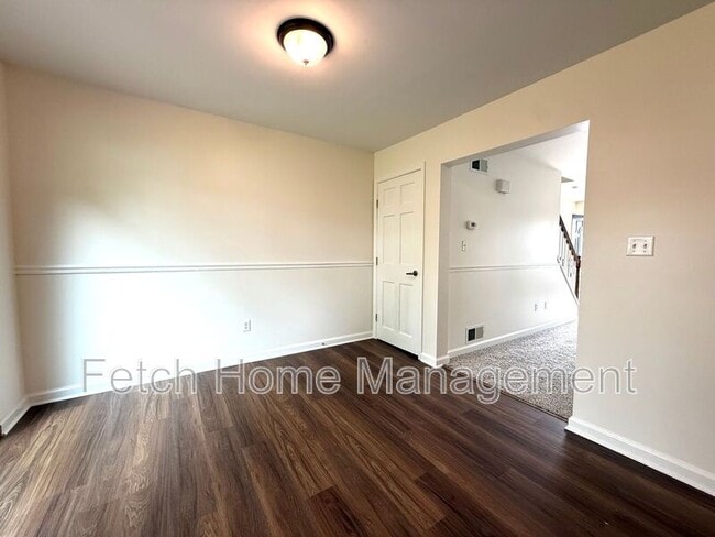 Building Photo - 55 Beech Ln
