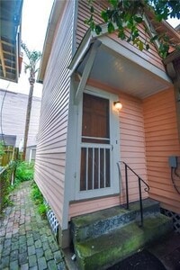 Building Photo - 936 Philip St