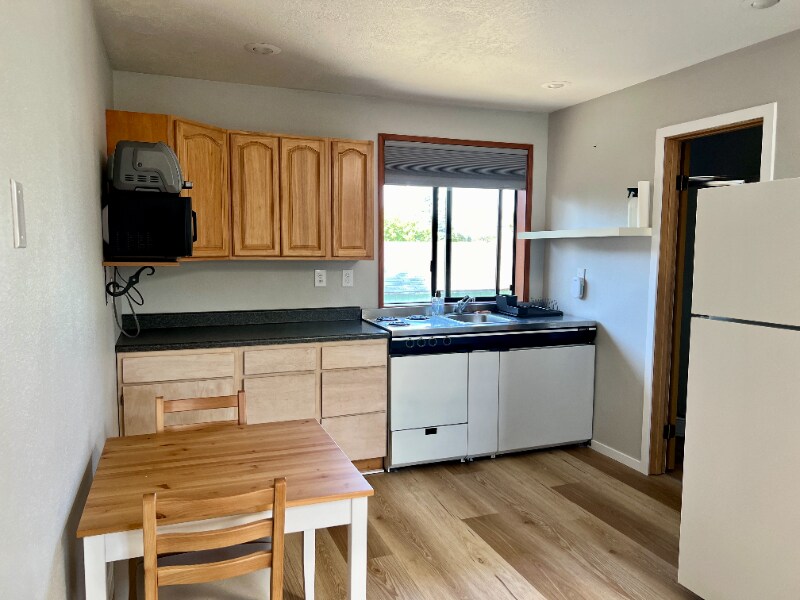 Building Photo - 13817 2nd Ave SW