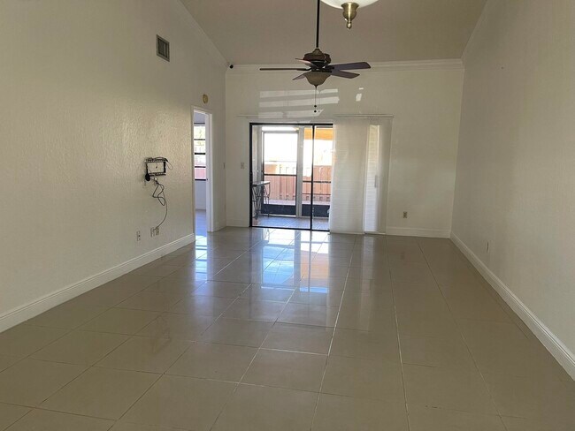 Building Photo - 1120 Parkside Green Dr
