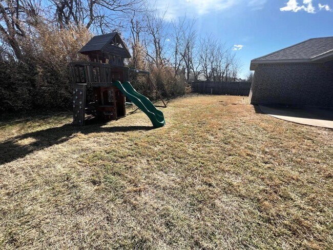 Building Photo - 8224 Hillers Rd