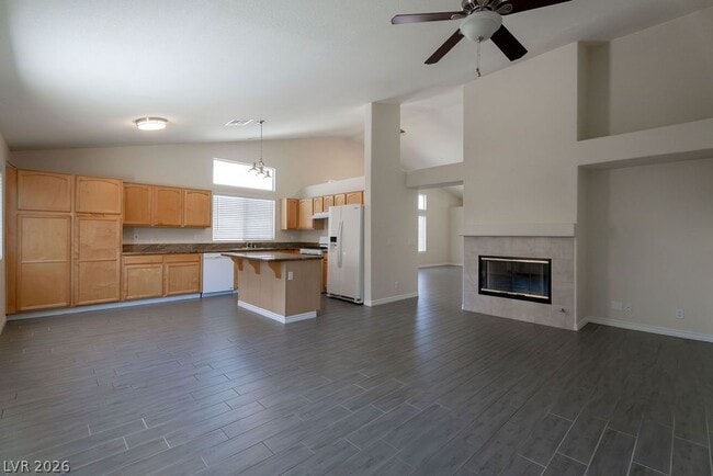 Building Photo - 681 Quiet Stream Ct