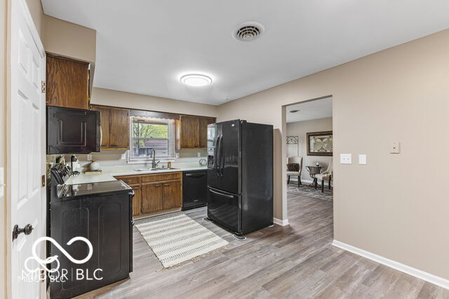 Building Photo - 298 Heritage Dr