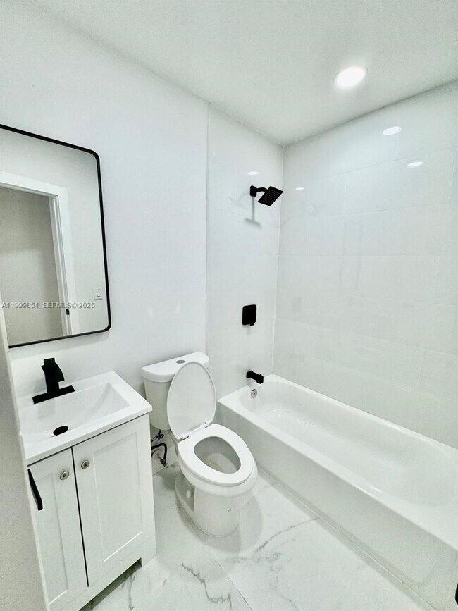 Building Photo - 4131 NW 11th Pl