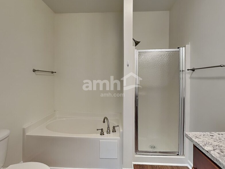 Building Photo - 7305 Ethans Way