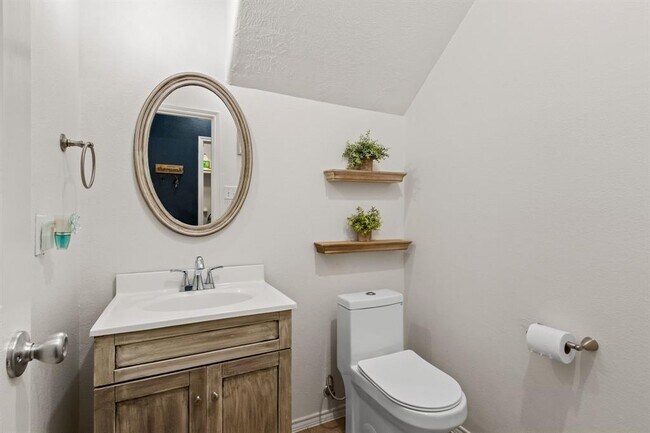 Building Photo - 25915 Hopson Meadows Dr