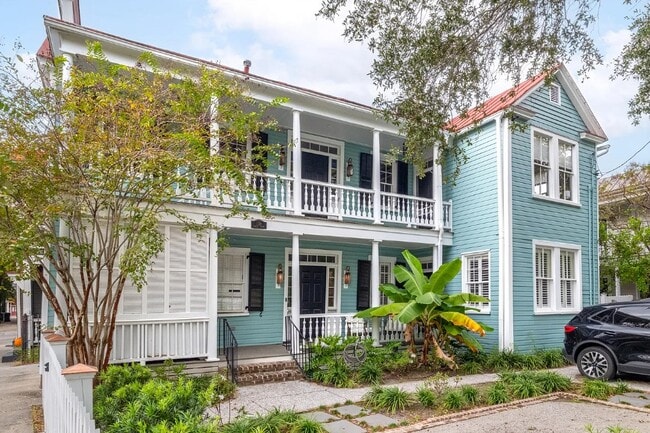 Primary Photo - 138 Coming St