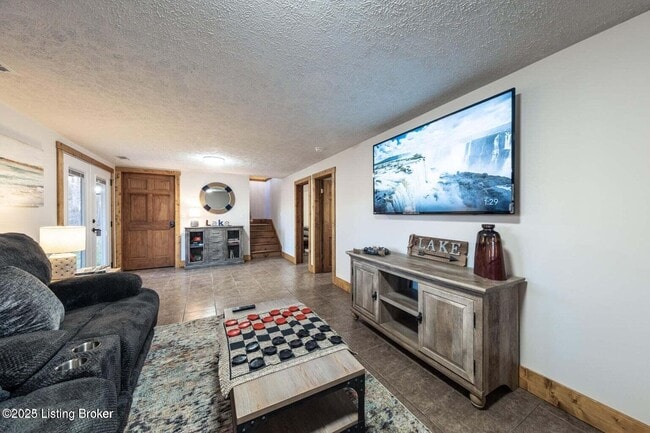Building Photo - 438 Whippoorwill Cv Ln