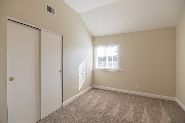 Building Photo - 3109 Heritage Valley Dr