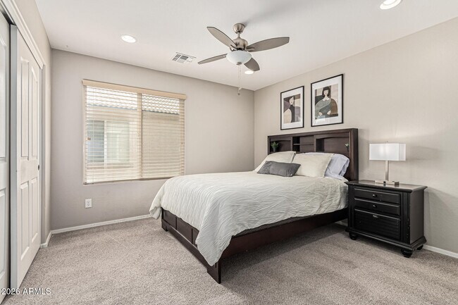 Building Photo - 7657 S Debra Dr