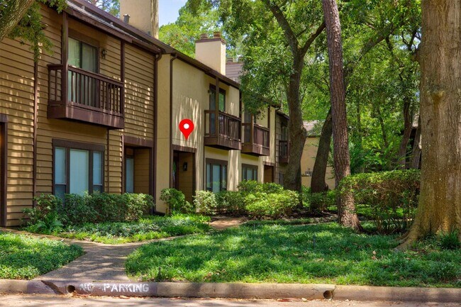 Building Photo - 11711 Memorial Dr