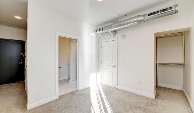 Building Photo - 65 S 5th St