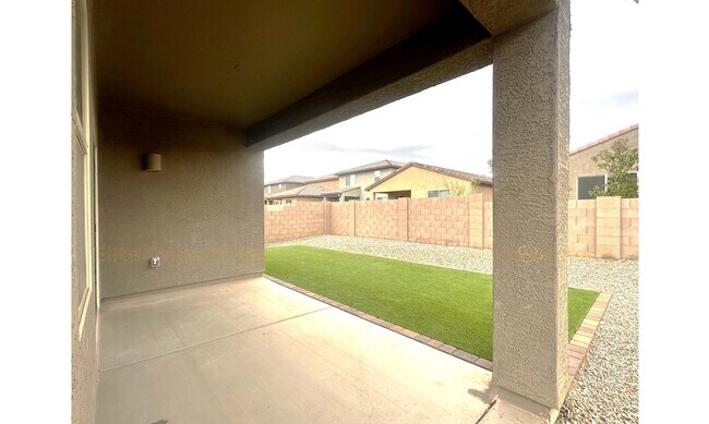 Building Photo - 6662 E Via Pampas Morenas