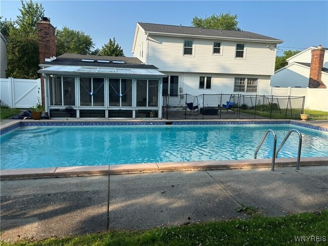 Building Photo - 97 Tartan Ln