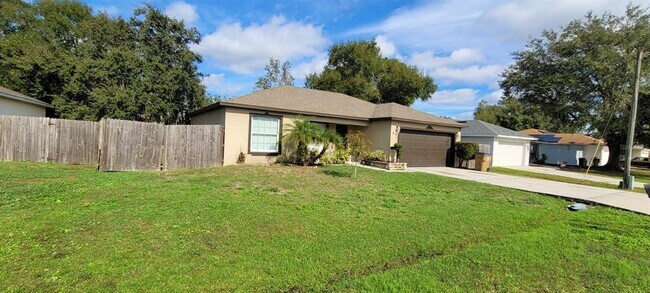 Building Photo - 656 McKinley Ct