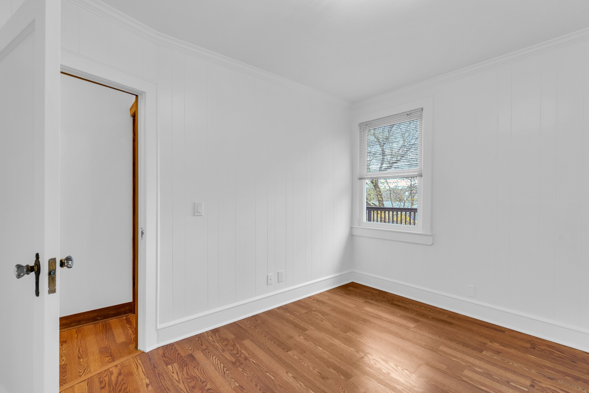 Building Photo - 127 Maple Ave
