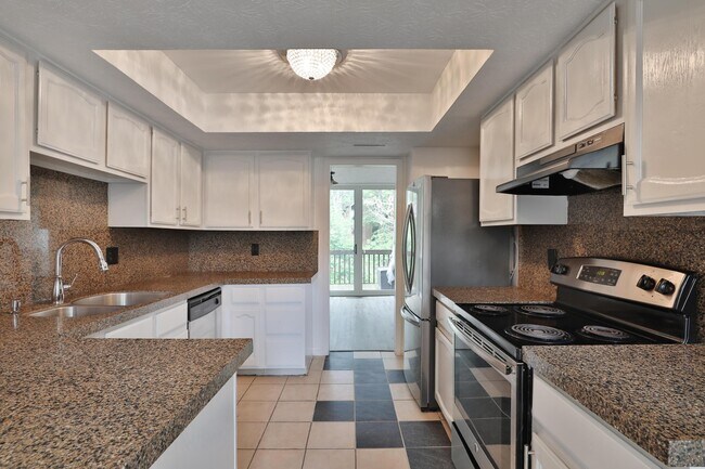 Building Photo - 4966 Wintersong Ln
