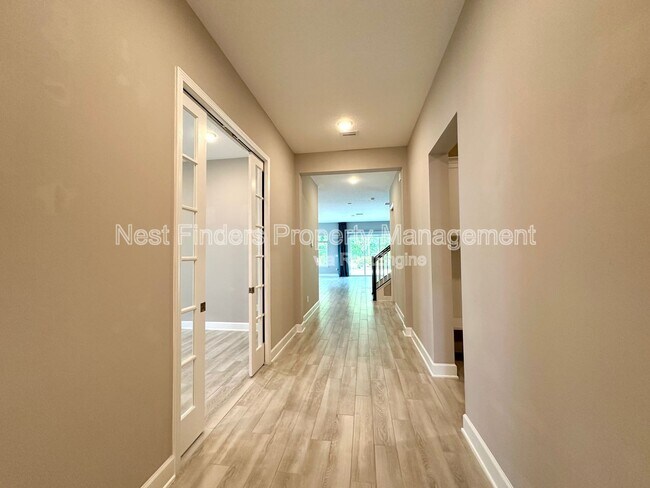 Building Photo - 11176 Engineering Way
