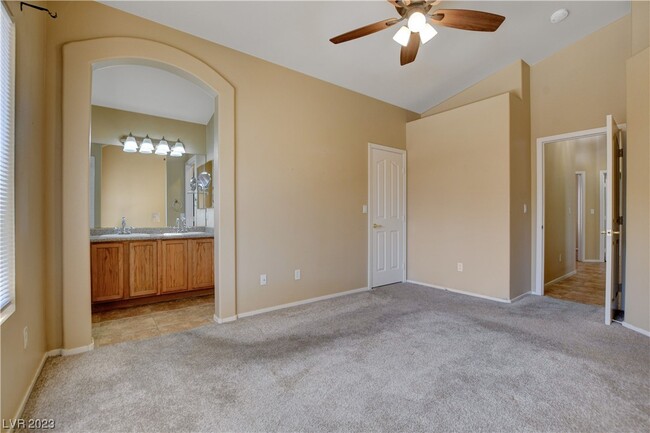 Building Photo - 7865 Blue Charm Ave