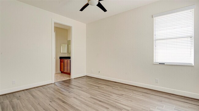 Building Photo - 8343 NW 121st Way