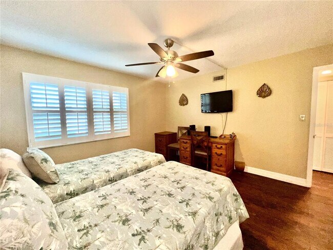 Building Photo - 1610 Islamorada Blvd