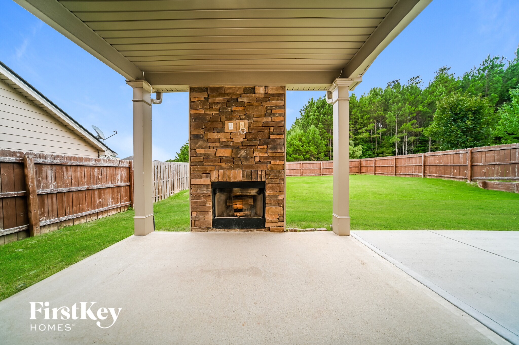 Building Photo - 51 Maple Hill Dr