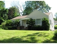 Building Photo - 141 Bonair Ave