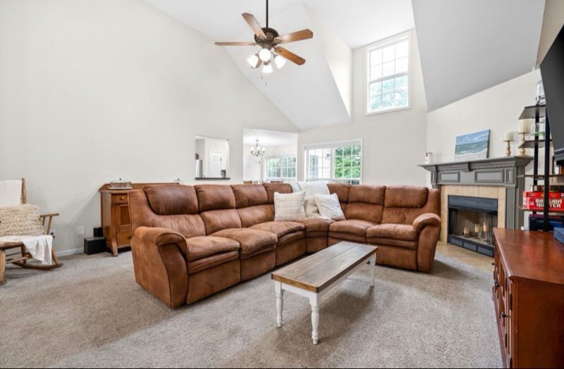 Building Photo - 1036 Freedom Dr