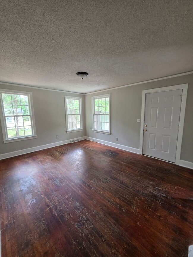 Building Photo - 1407 Jerome Dr