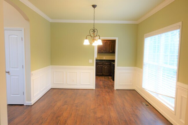 Building Photo - 200 State Rd S-42-2591