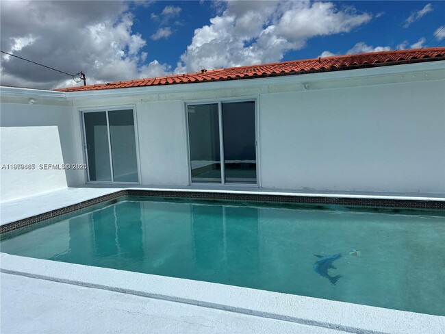 Building Photo - 3340 SW 94th Pl