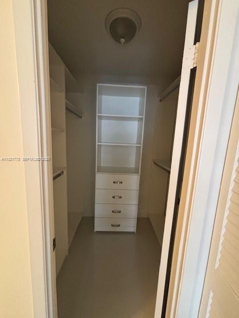 Building Photo - 401 Golden Isles Dr