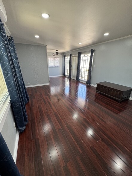 Building Photo - 15216 Cimarron Ave