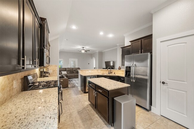 Building Photo - 9534 Knox Prairie Ct