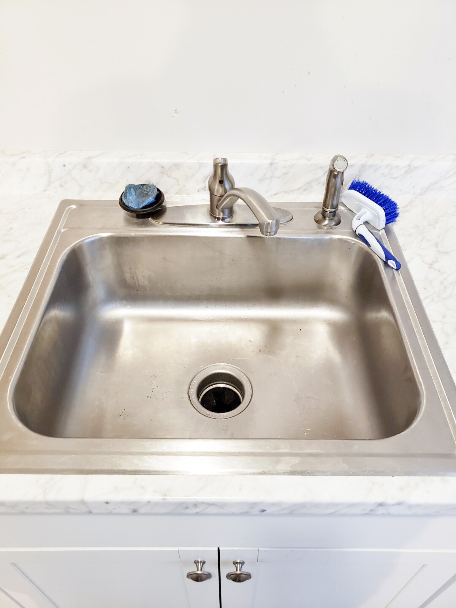 Building Photo - 10631 Saratoga st