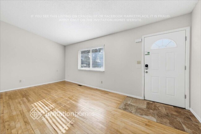 Building Photo - 7210 Shavano Ct