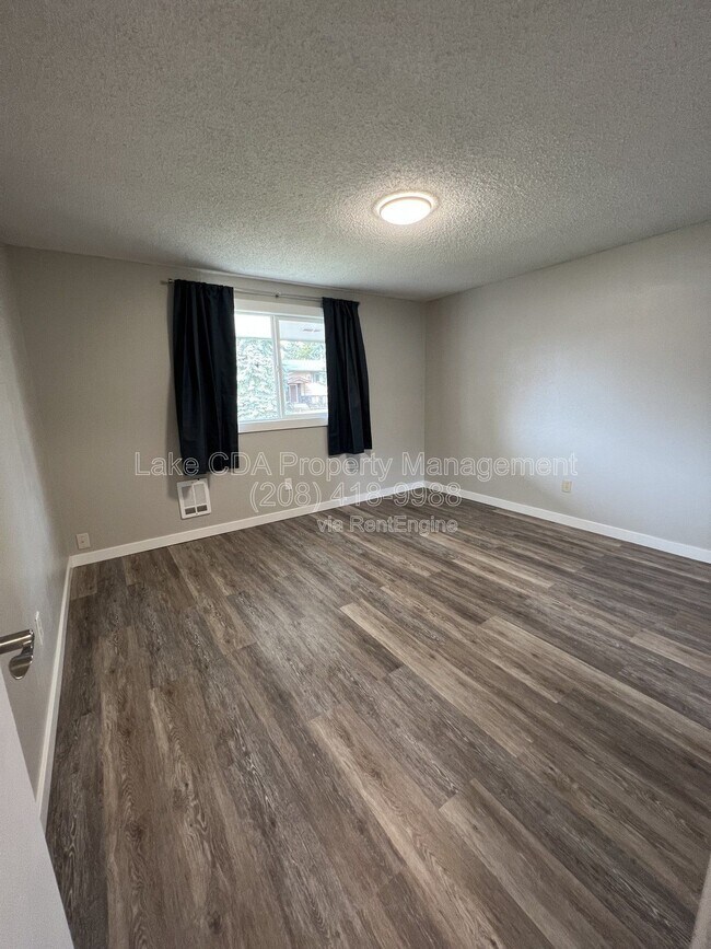 Building Photo - 3412 Belmont Rd