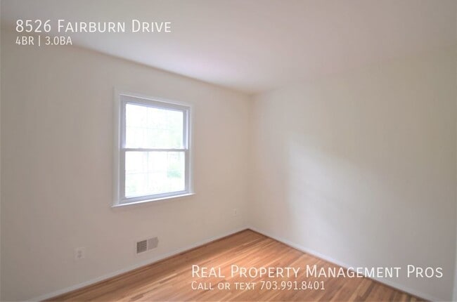 Building Photo - 8526 Fairburn Dr