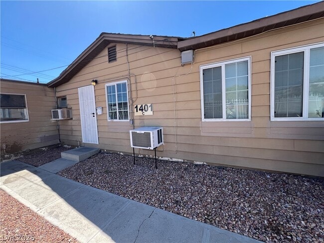 Building Photo - 1401 S Casino Center Blvd