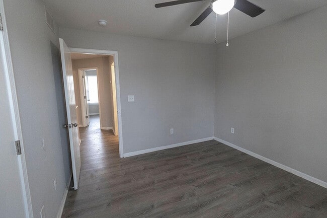 Building Photo - 5313 Currituck Ln