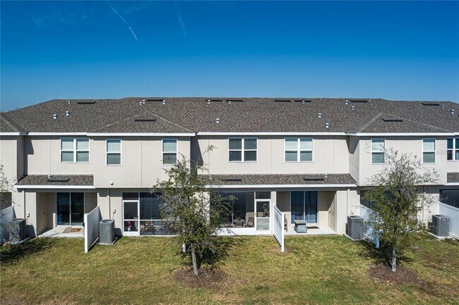 Building Photo - 6217 Fairmont Ln