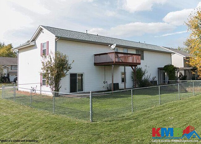 Building Photo - 60 Parkview Ct