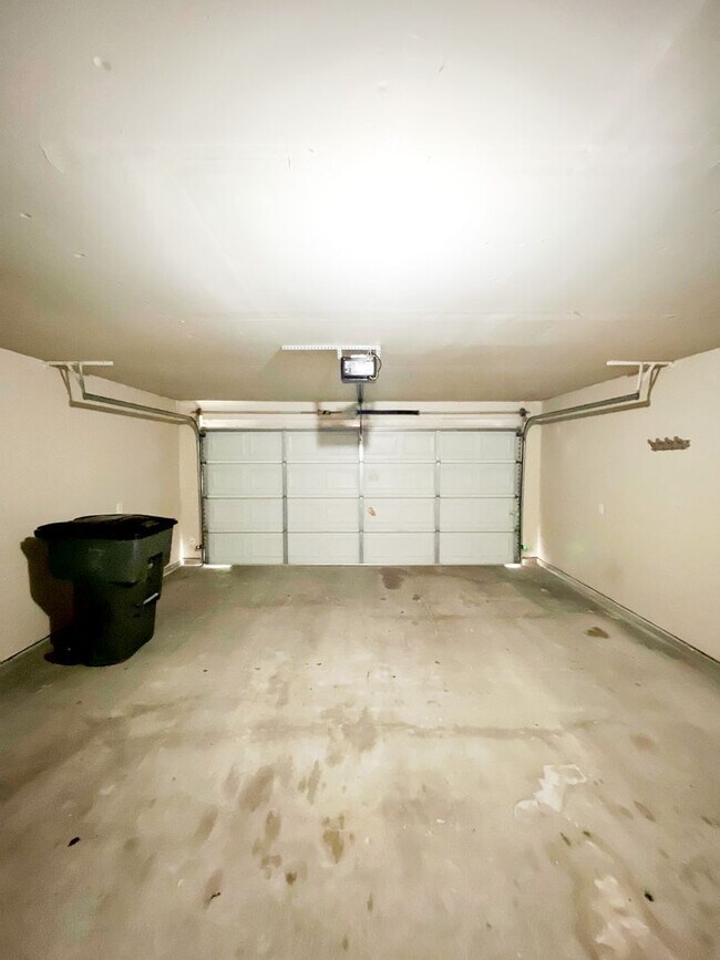 Building Photo - Available NOW!!!! Open floor plan features living room with fireplace, dining area, and large kit...