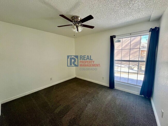 Building Photo - 3485 Rebecca Ln