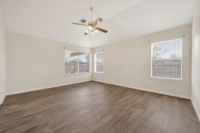 Building Photo - 11347 Corola Trail Dr