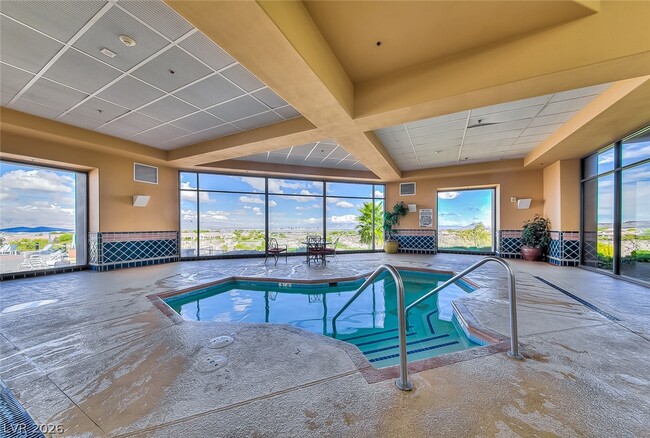 Building Photo - 2343 Schaeffer Hills Dr