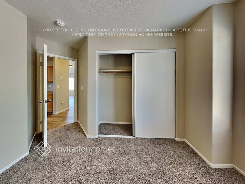 Building Photo - 5142 Green Hollow St