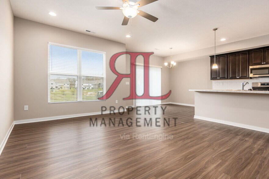 Building Photo - 6334 Angelica Way